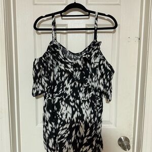 BloomChic Monochrome Patterned Blouse